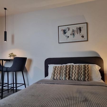 Apartments Vranes Тиват Екстериор снимка