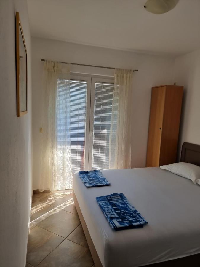 Apartments Vranes Тиват Екстериор снимка