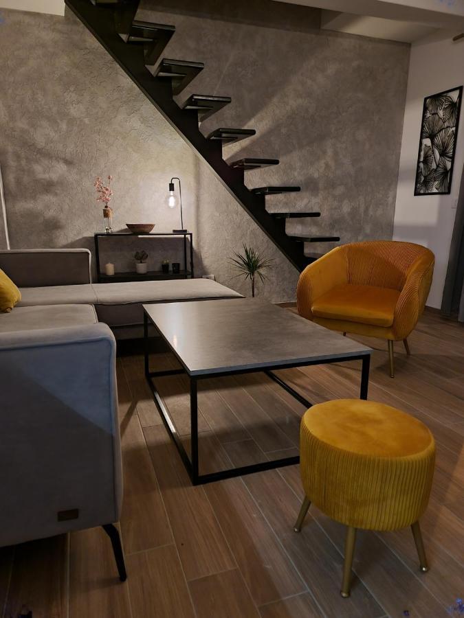 Apartments Vranes Тиват Екстериор снимка
