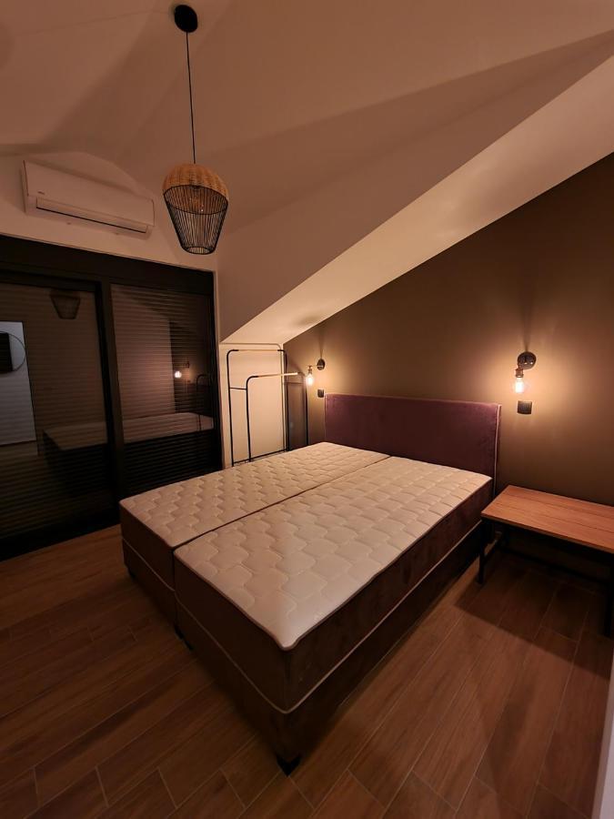 Apartments Vranes Тиват Екстериор снимка
