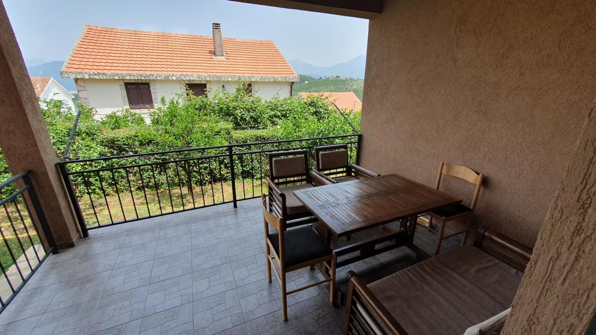 Apartments Vranes Тиват Екстериор снимка