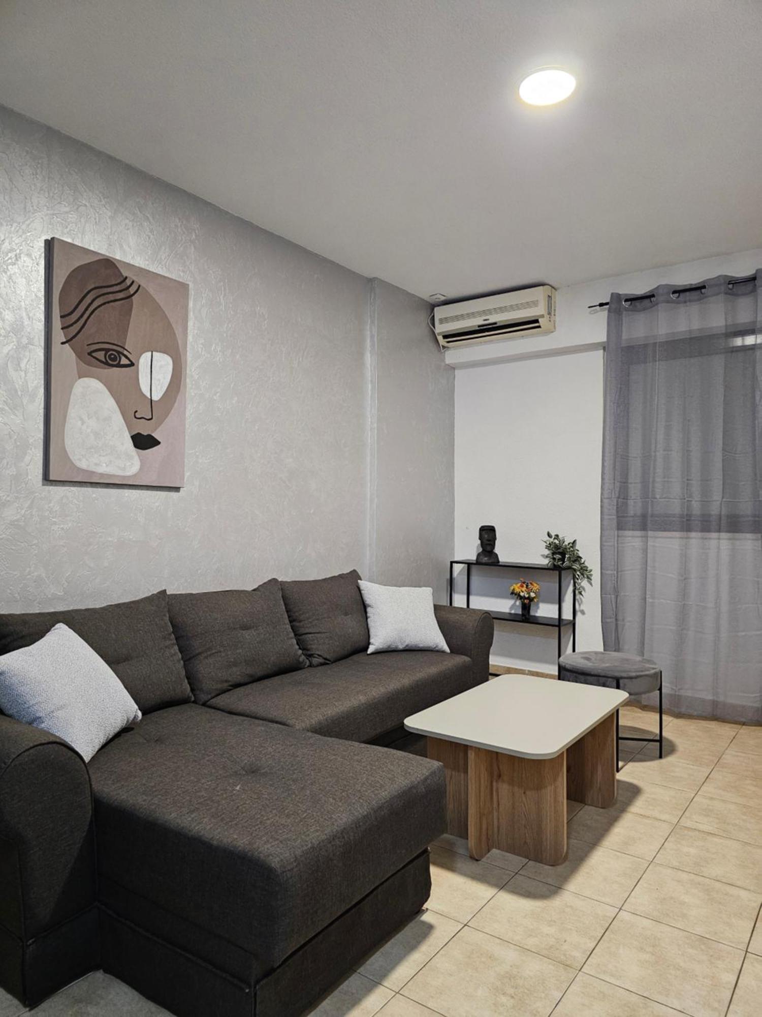 Apartments Vranes Тиват Екстериор снимка