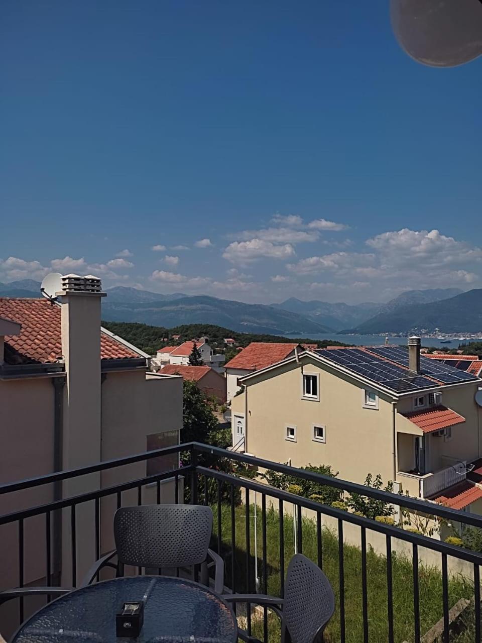 Apartments Vranes Тиват Екстериор снимка